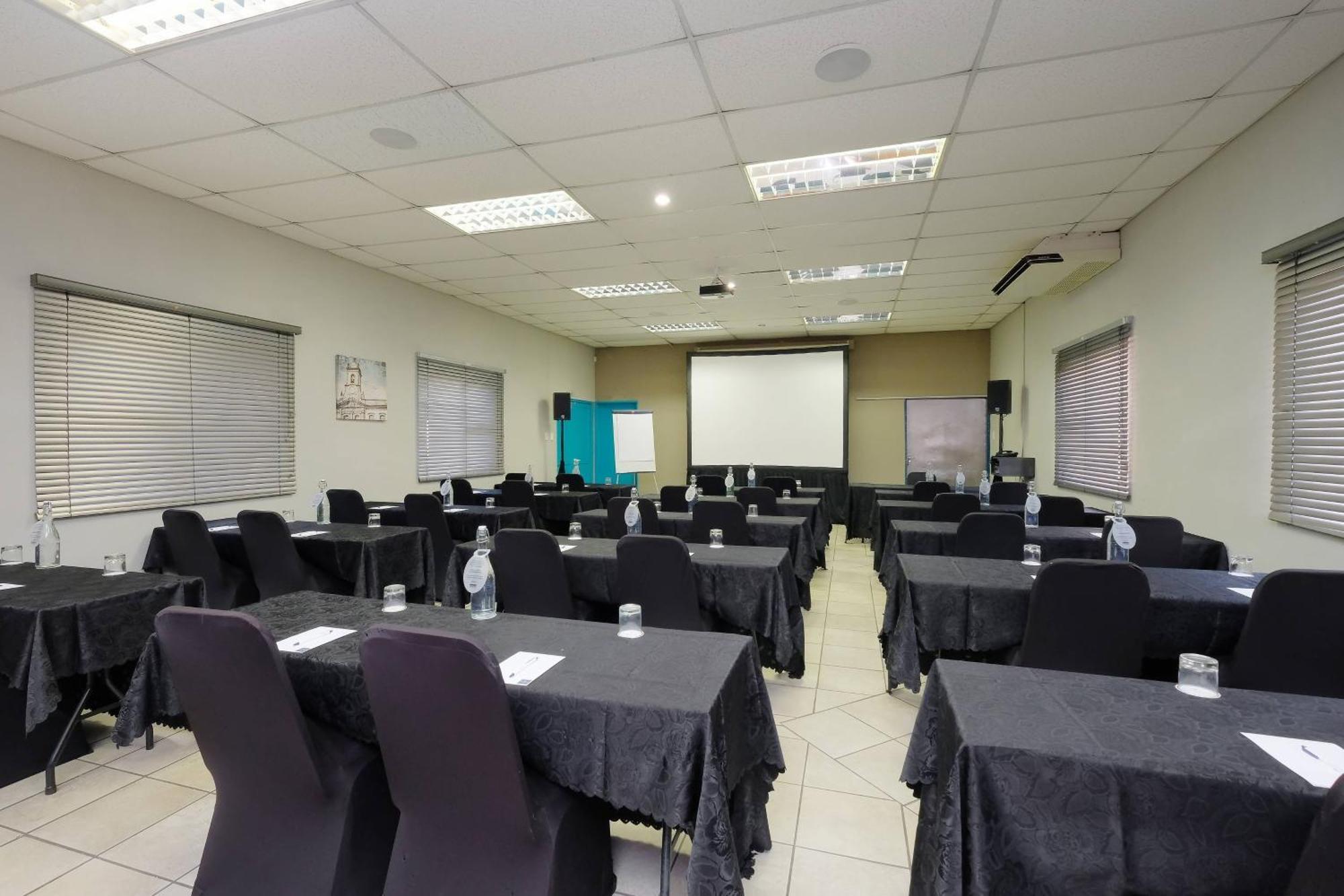 Protea Hotel By Marriott Polokwane Landmark Exterior foto