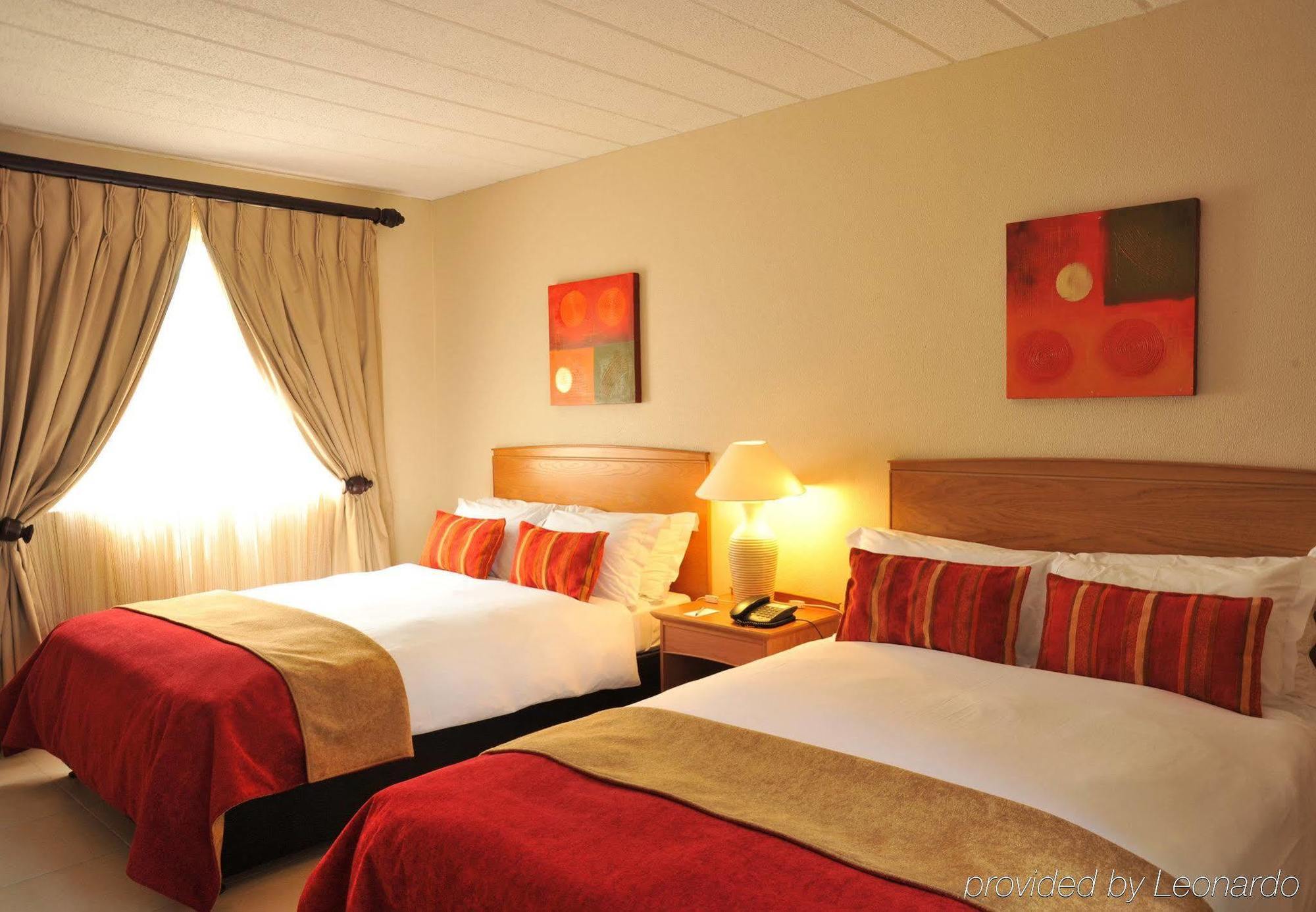 Protea Hotel By Marriott Polokwane Landmark Exterior foto